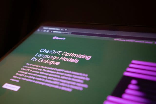 Cover image for blog post: "Maksimalkan Produktivitas Developer dengan ChatGPT"